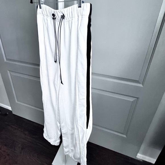 Free people movement fine line pants.SZ S - Picture 5 of 9
